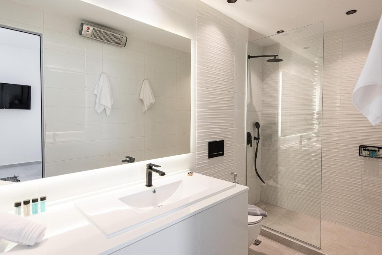 Cozy Corner Luxury Apartments Chrissi Akti Chania Exterior foto