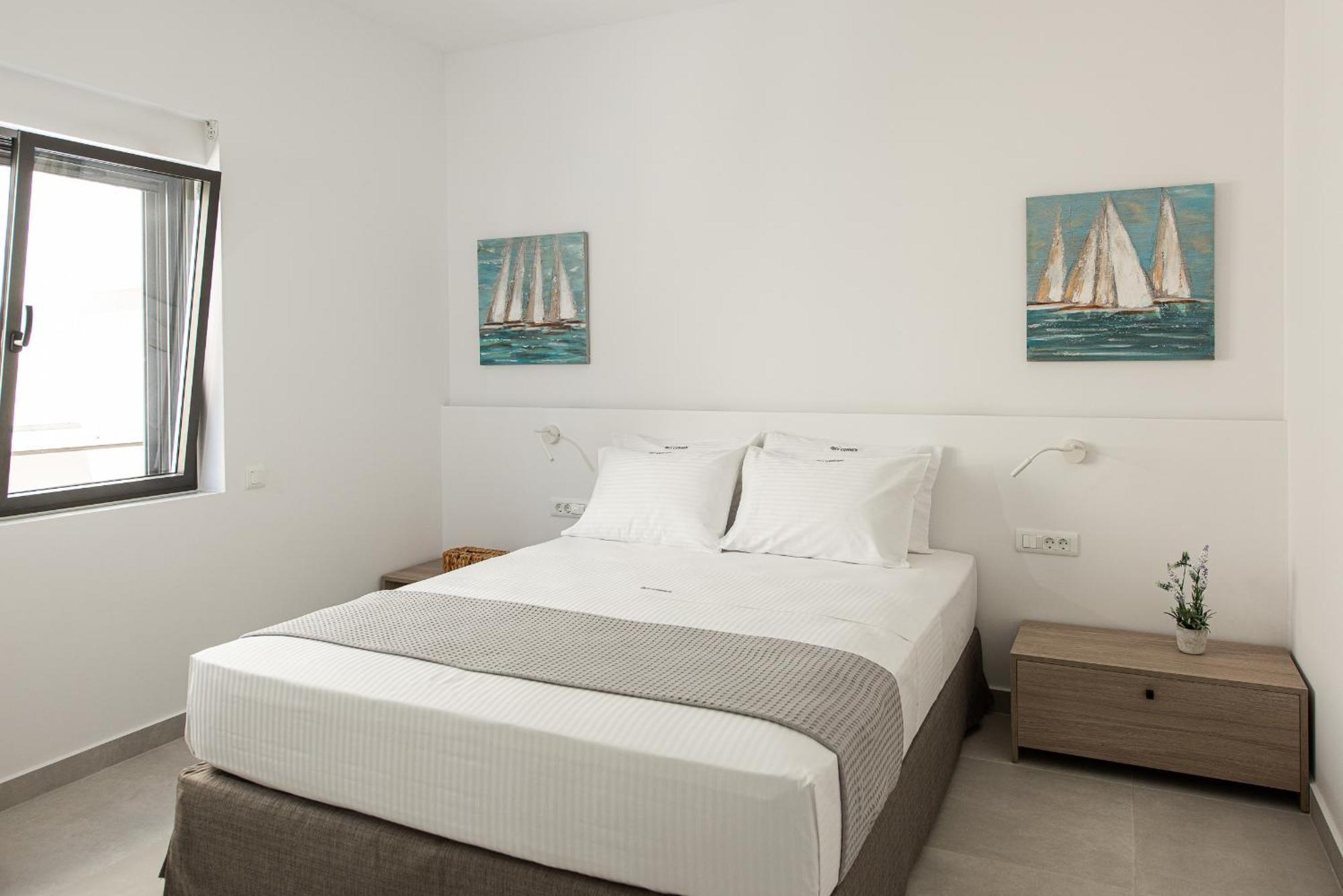 Cozy Corner Luxury Apartments Chrissi Akti Chania Quarto foto