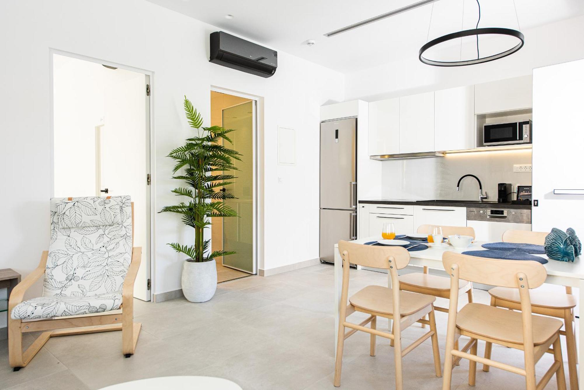 Cozy Corner Luxury Apartments Chrissi Akti Chania Quarto foto