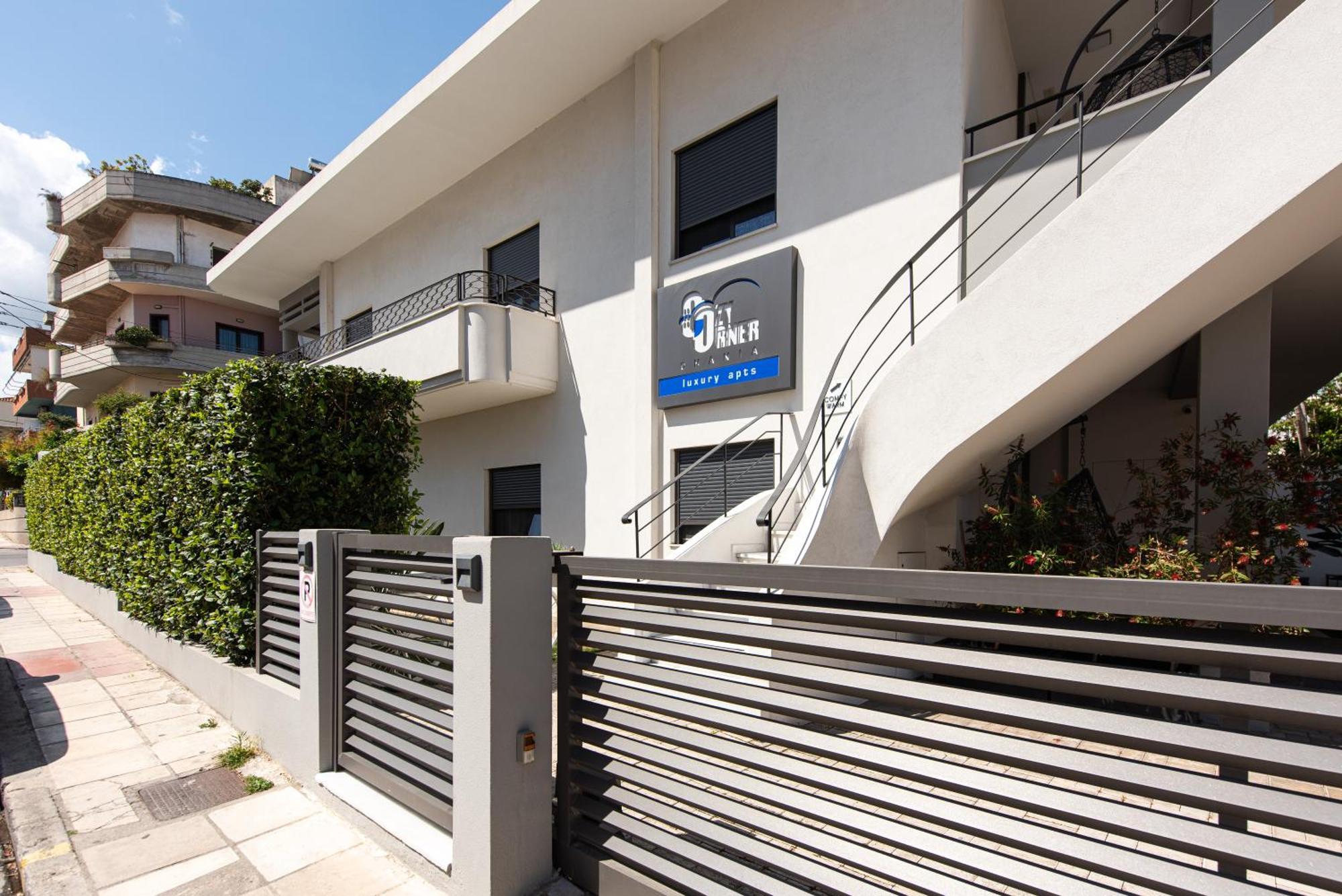 Cozy Corner Luxury Apartments Chrissi Akti Chania Exterior foto